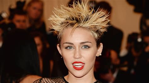 miley cyrus hot photos|Miley Cyrus Poses for Revealing Rolling Stone Topless Photo Shoot.